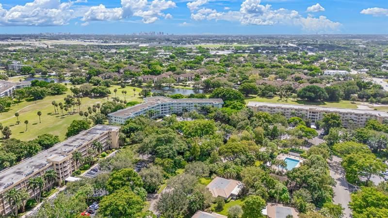 806 Cypress Grove Lane, Unit 403, Pompano Beach, FL 33069 Photo