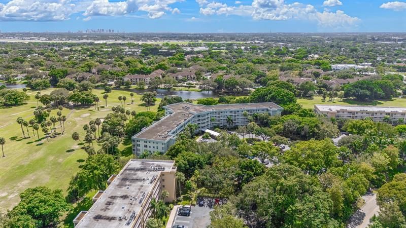 806 Cypress Grove Lane, Unit 403, Pompano Beach, FL 33069 Photo