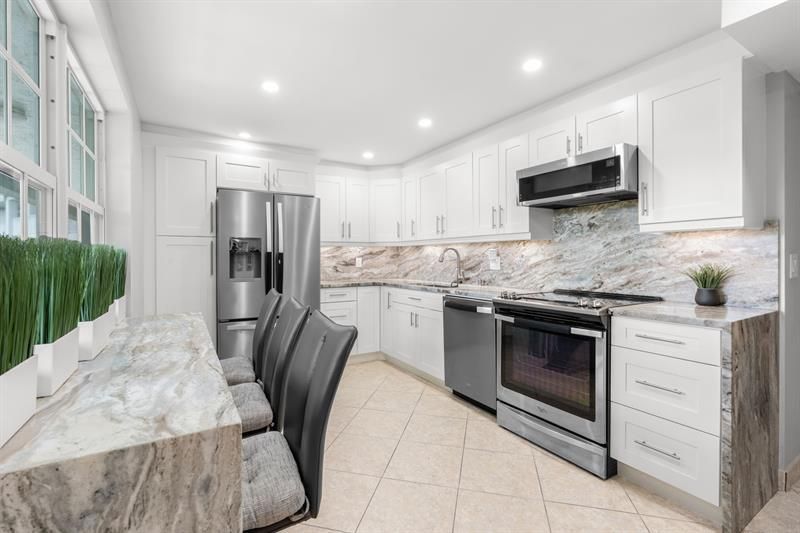 806 Cypress Grove Lane, Unit 403, Pompano Beach, FL 33069 Photo