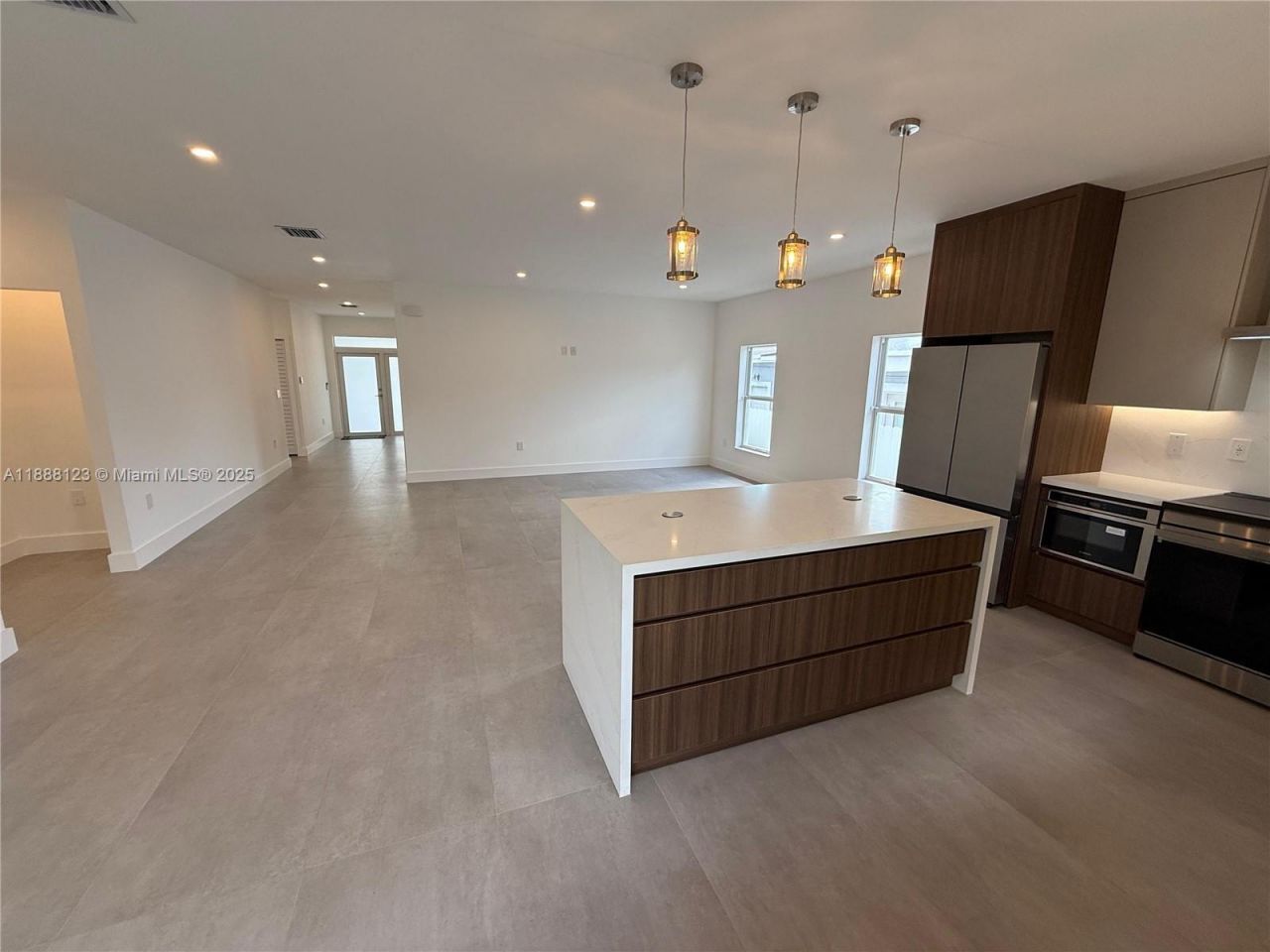 3431 NW 14th Ter, Miami, FL 33125 Photo