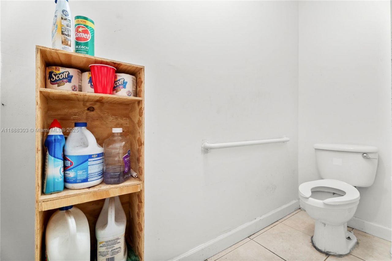 13275 SW 136th St, Unit 17, Miami, FL 33186 Photo