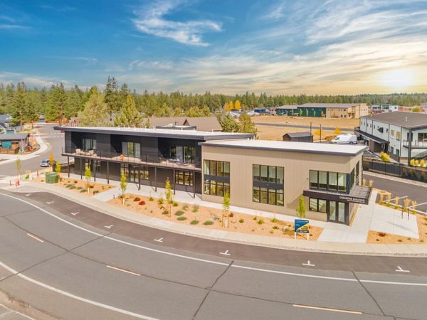 100 W Lundgren Mill Drive, Sisters, OR 97759