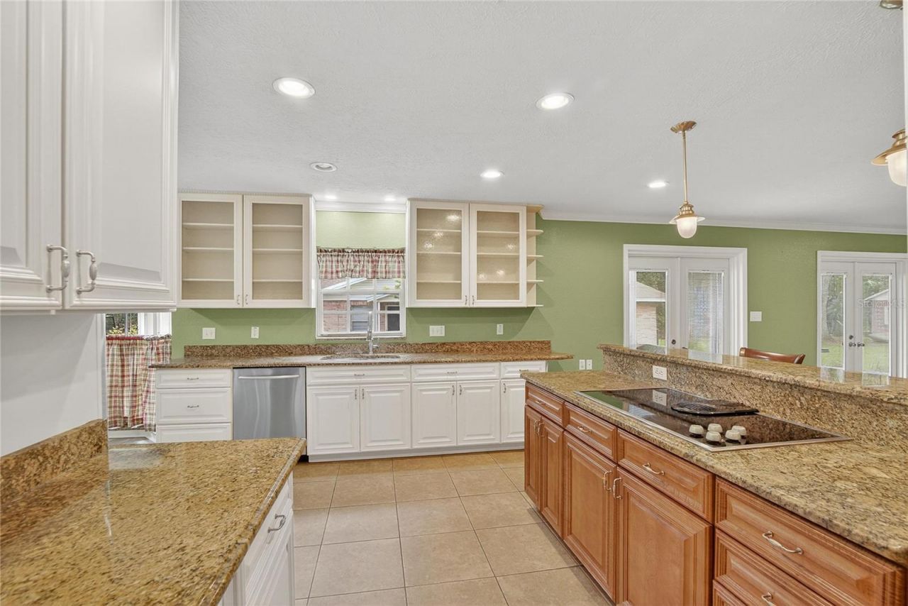 1502 Azalea Street, Plant City, FL 33563 Photo