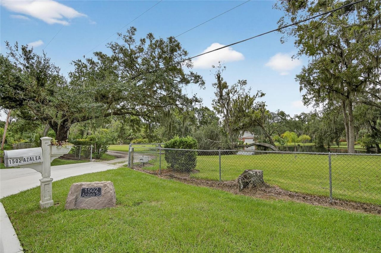 1502 Azalea Street, Plant City, FL 33563 Photo