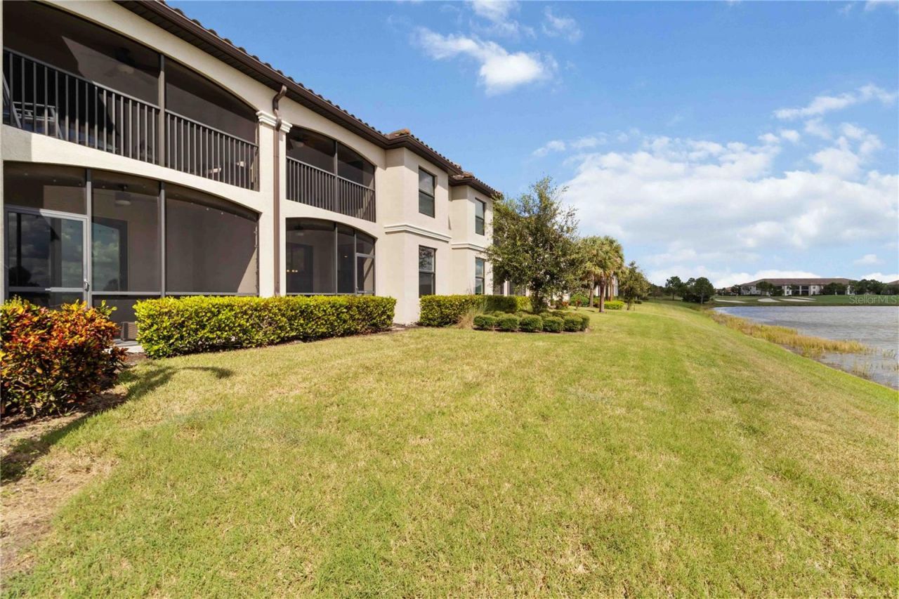 5614 Palmer Circle, Unit 104, Bradenton, FL 34211 Photo