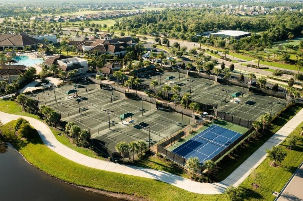 5614 Palmer Circle, Unit 104, Bradenton, FL 34211 Photo