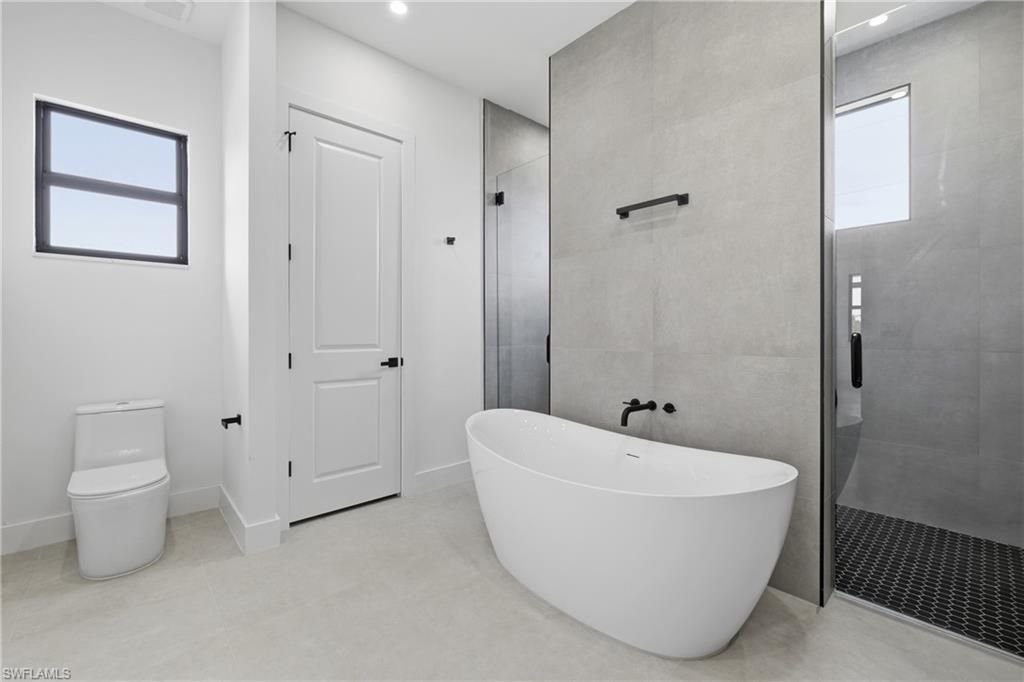 3412 NE 21st Pl, Cape Coral, FL 33909 Photo