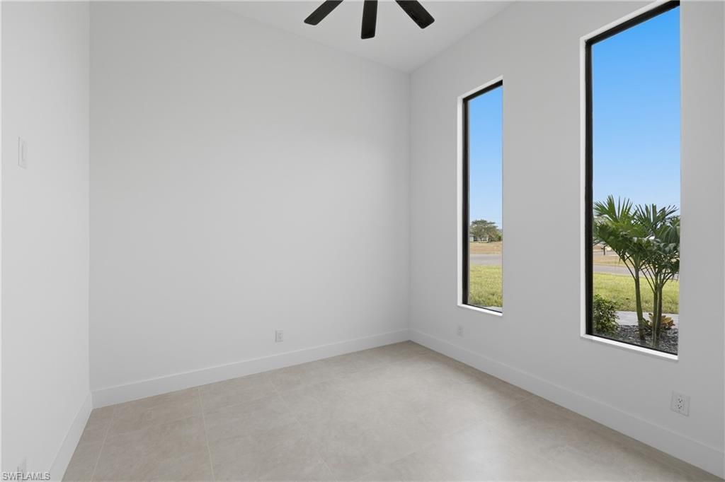 3412 NE 21st Pl, Cape Coral, FL 33909 Photo