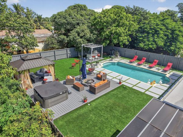 449 SW 4th Avenue, Boynton Beach, FL 33435