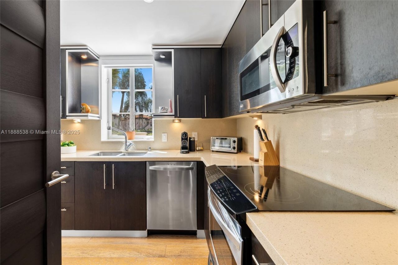 19216 Fisher Island Dr, Unit 19216, Miami Beach, FL 33109 Photo