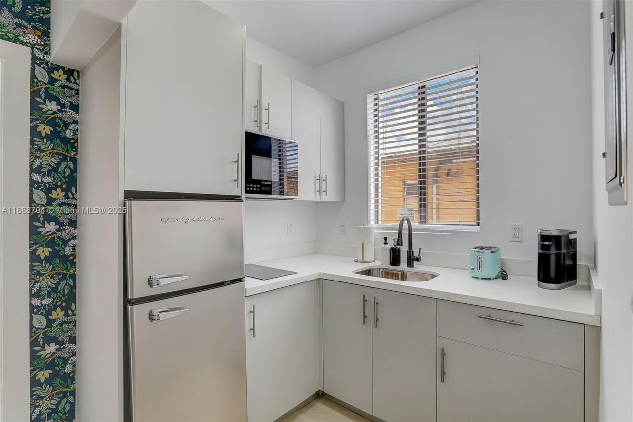 1553 SW 7th St, Miami, FL 33135 Photo