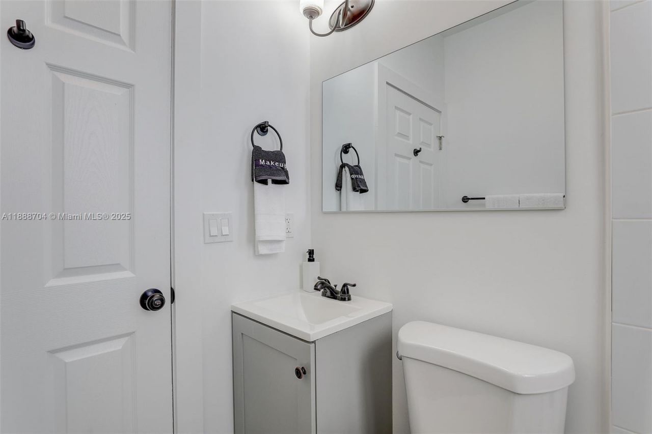 1553 SW 7th St, Miami, FL 33135 Photo