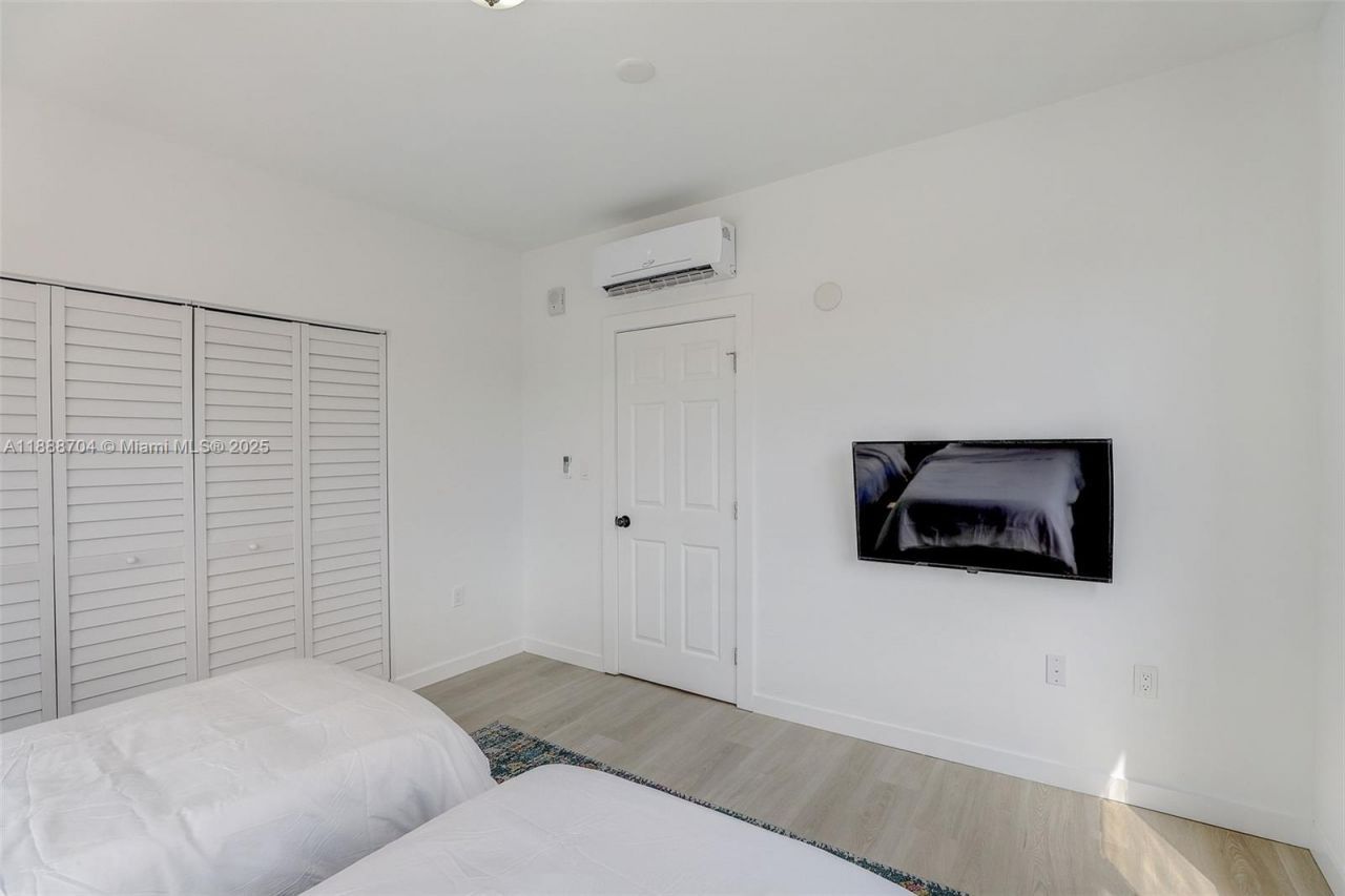 1553 SW 7th St, Miami, FL 33135 Photo