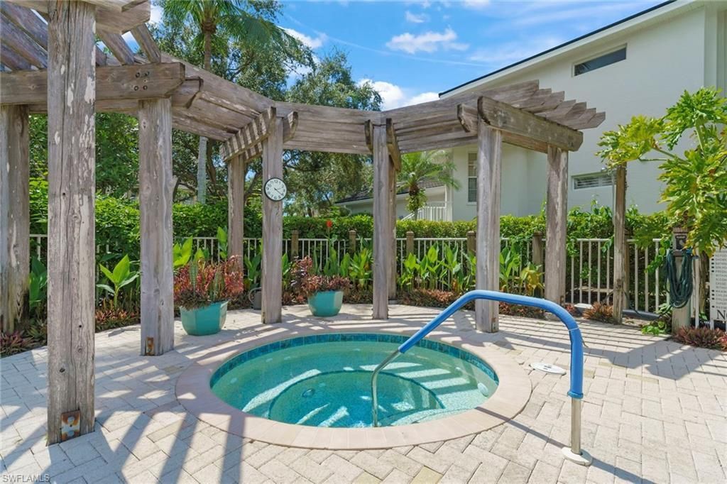 3471 Pointe Creek Ct, Unit 204, Bonita Springs, FL 34134 Photo