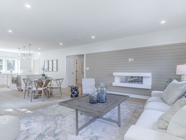 84 Winthrop Rd, Brookline, MA 02445