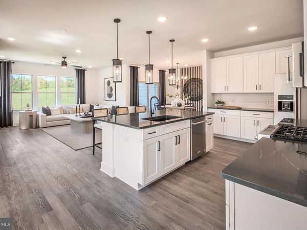 5005 QUARTERMASTER LANE, JAMISON, PA 18929