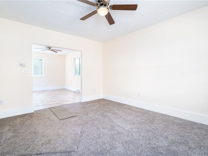 316 Henry Avenue, Steubenville, OH 43952 Photo 12