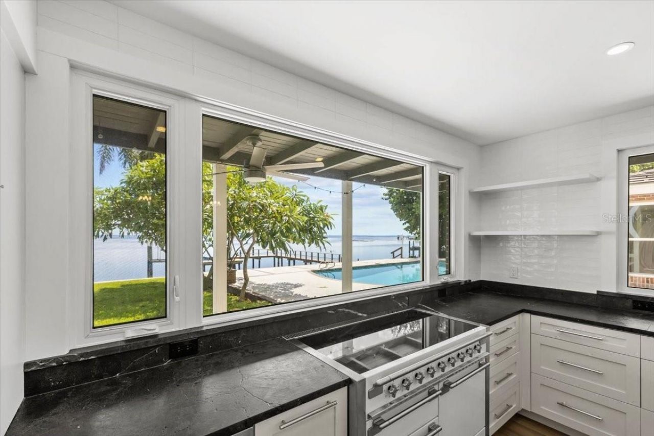 6620 Colony Drive S, Saint Petersburg, FL 33705 Photo