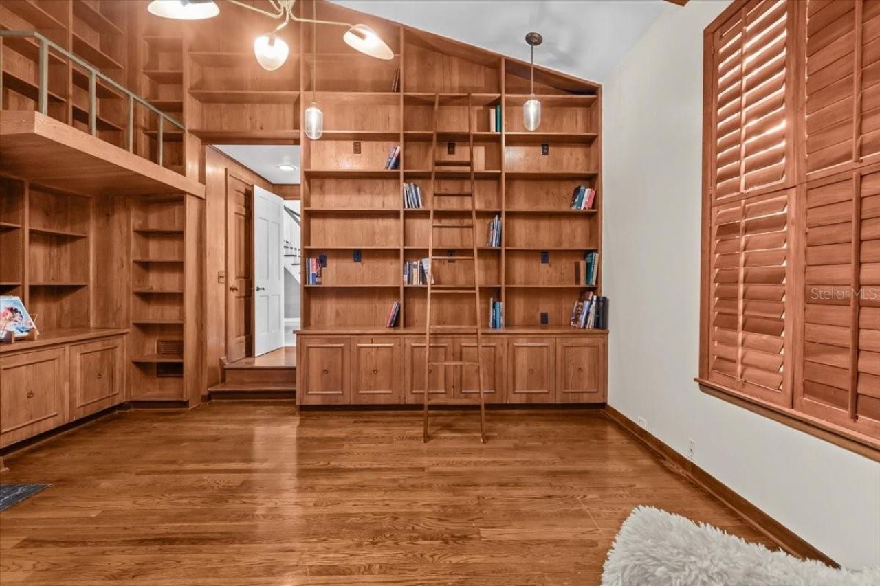 6620 Colony Drive S, Saint Petersburg, FL 33705 Photo