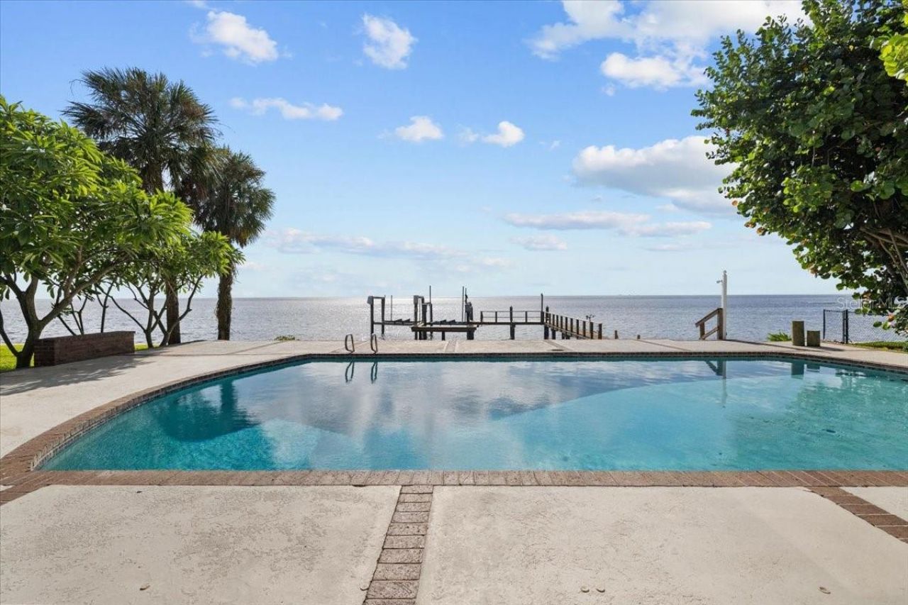 6620 Colony Drive S, Saint Petersburg, FL 33705 Photo