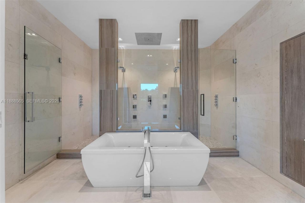 9101 SW 69th Ct, Pinecrest, FL 33156 Photo