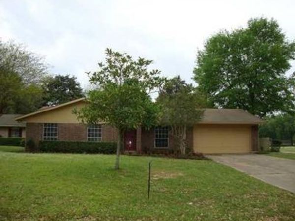 813 Kingston Court, Shreveport, LA 71118