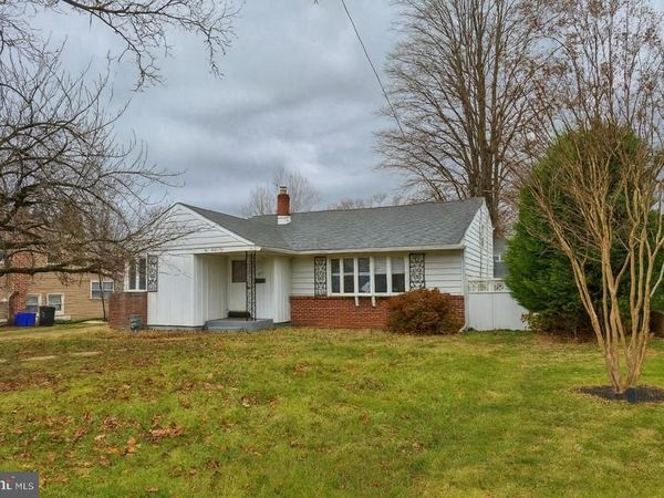 124 IVINS AVENUE, MERCHANTVILLE, NJ 08109