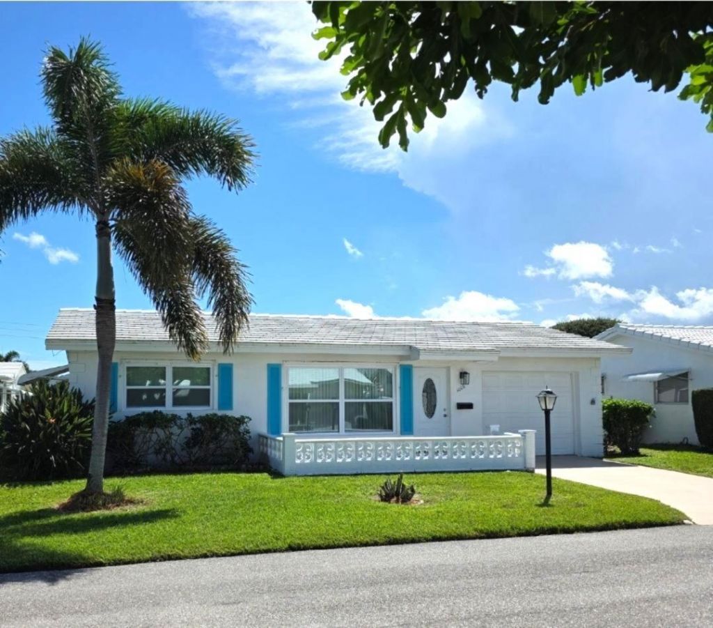 1008 Siesta Avenue, Boynton Beach, FL 33426 Photo