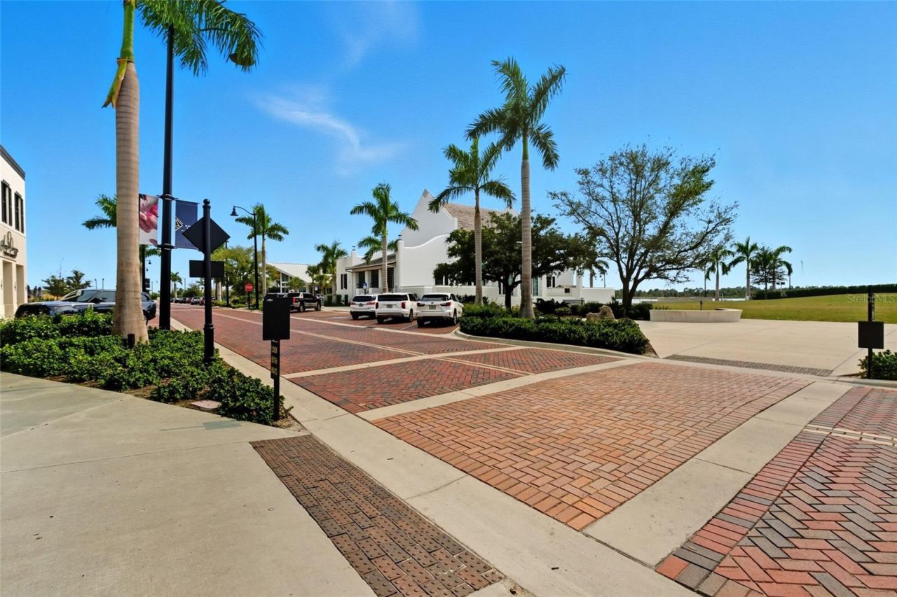 344 S Moon Drive, Venice, FL 34292 Photo