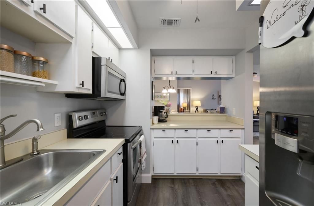 8171 S Woods Cir, Unit 8, Fort Myers, FL 33919 Photo