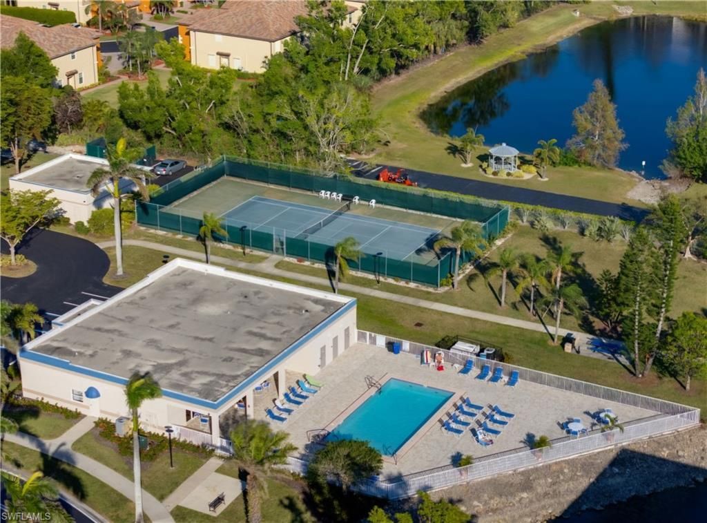 8171 S Woods Cir, Unit 8, Fort Myers, FL 33919 Photo