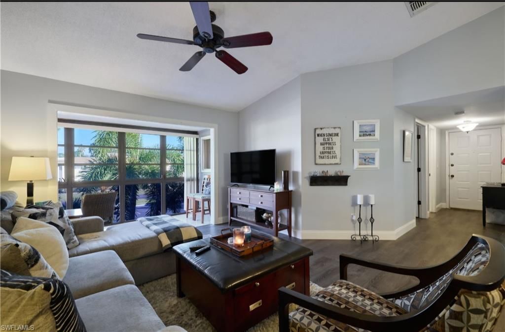 8171 S Woods Cir, Unit 8, Fort Myers, FL 33919 Photo