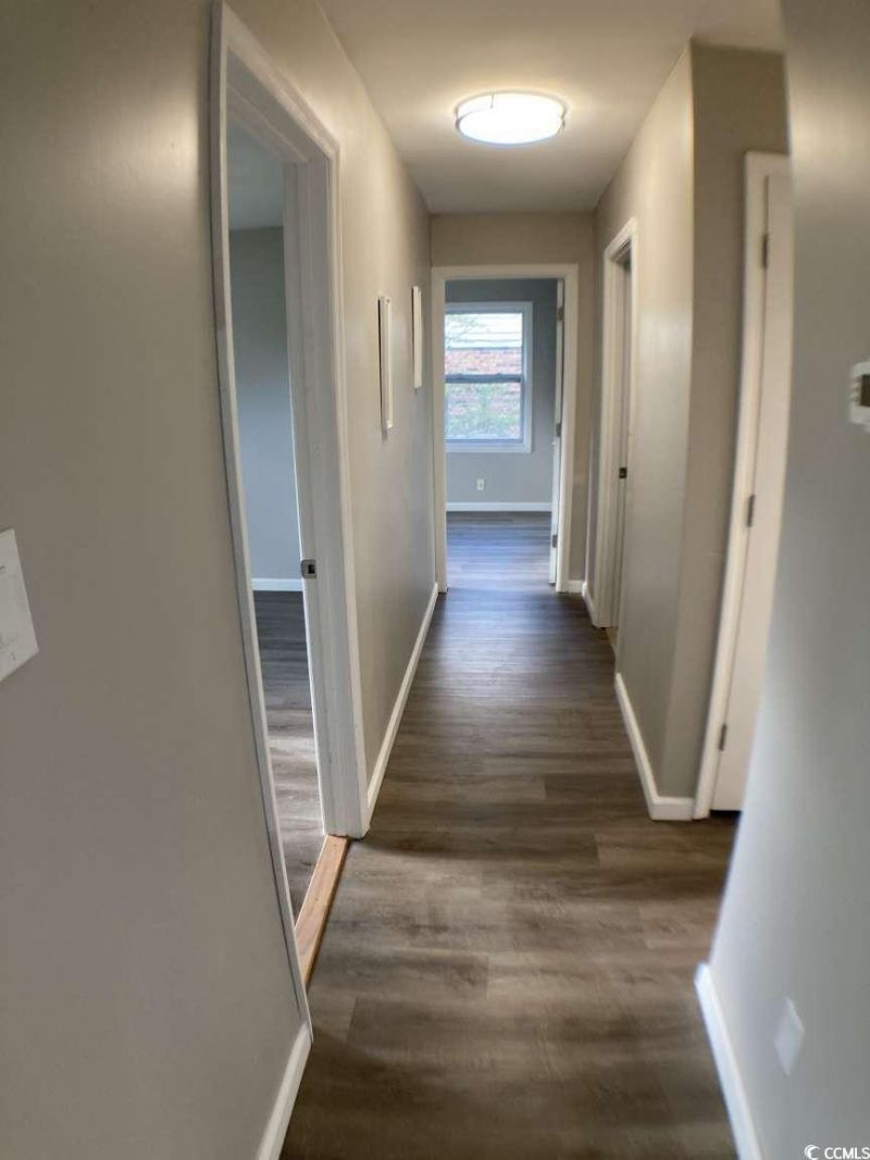 480 Lincolnshire Dr. Photo 10