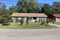 480 Lincolnshire Dr. photo 4