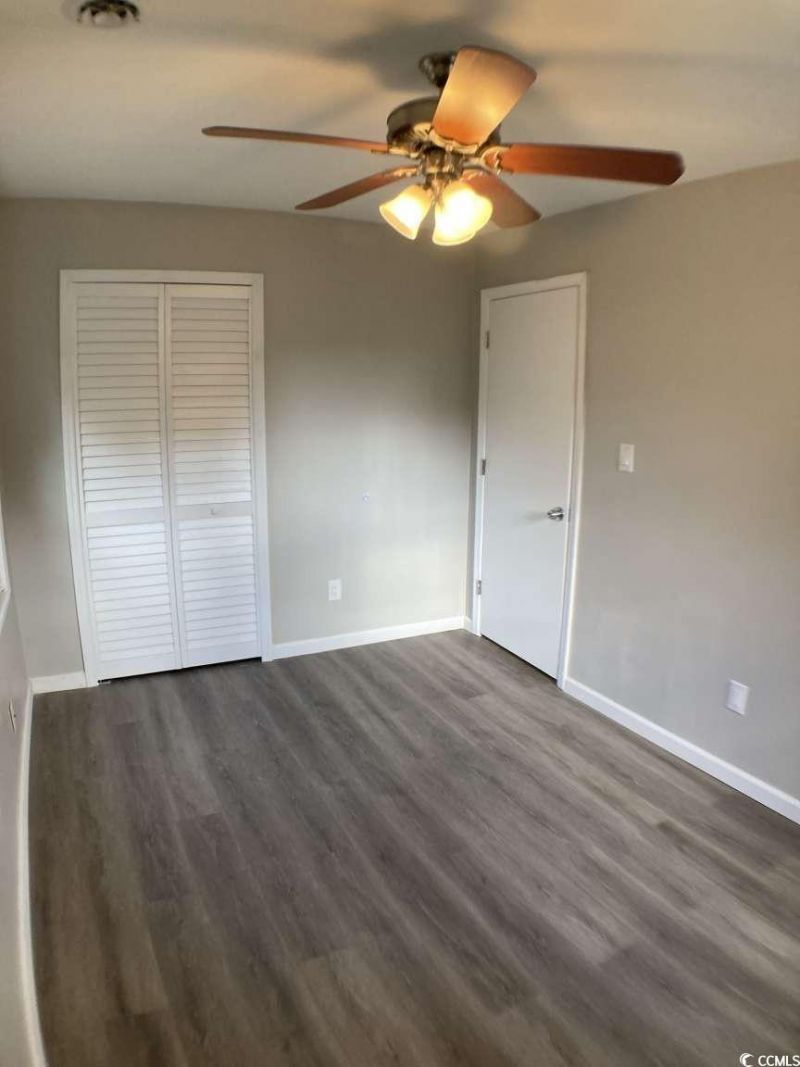 480 Lincolnshire Dr. Photo 9