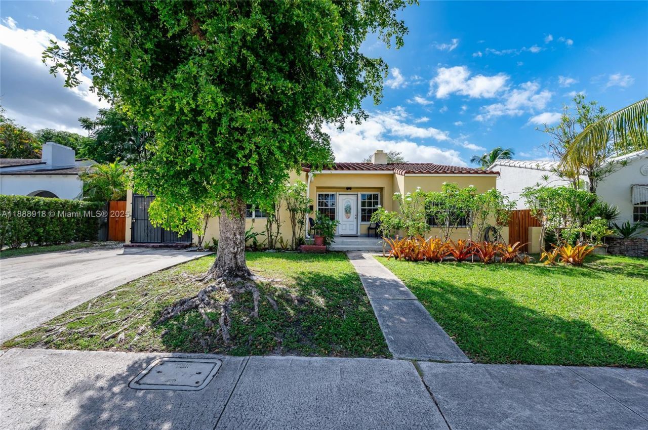 862 NE 82nd St, Miami, FL 33138 Photo