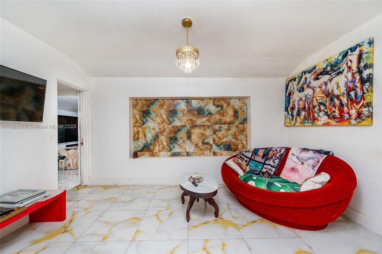 862 NE 82nd St, Miami, FL 33138 Photo