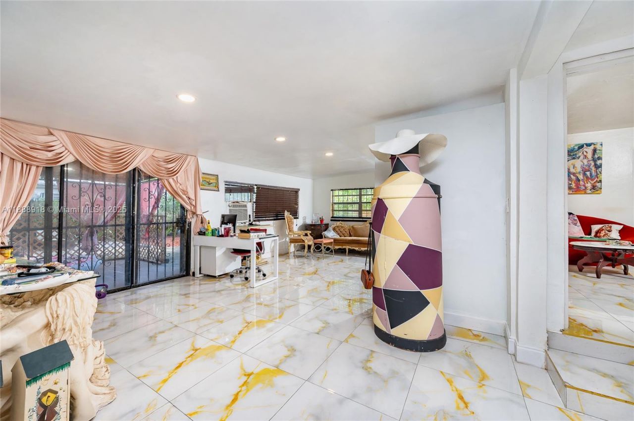 862 NE 82nd St, Miami, FL 33138 Photo