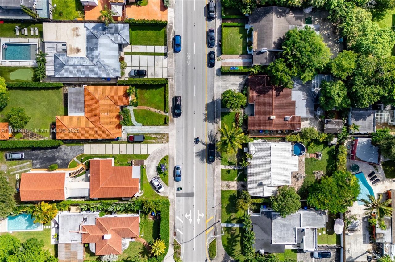 862 NE 82nd St, Miami, FL 33138 Photo
