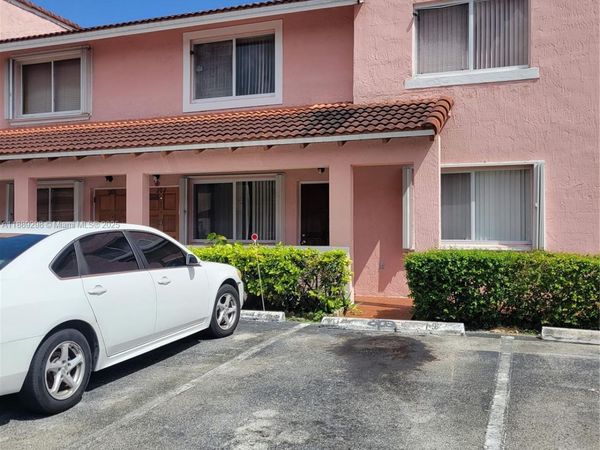 8019 Lake Dr, Unit 102, Doral, FL 33166