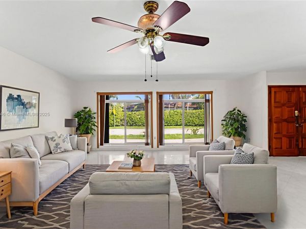 300 N 93rd St, Surfside, FL 33154