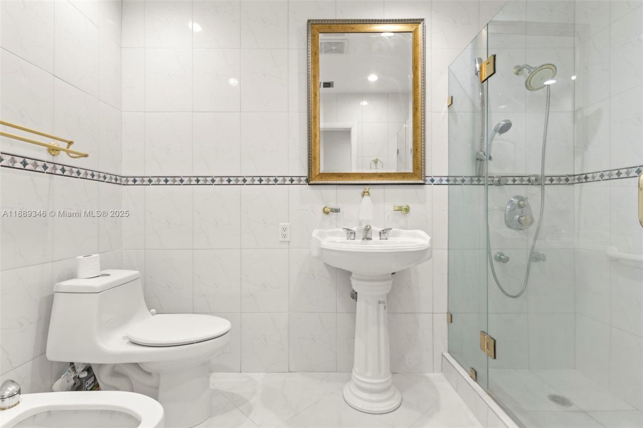 300 N 93rd St, Surfside, FL 33154 Photo