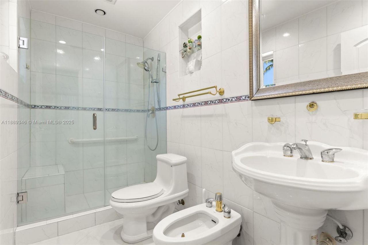 300 N 93rd St, Surfside, FL 33154 Photo