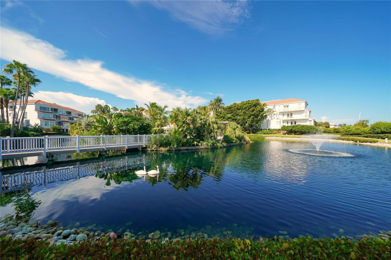 350 Gulf Of Mexico Drive, Unit 211, Longboat Key, FL 34228 Photo