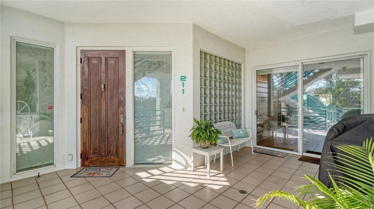 350 Gulf Of Mexico Drive, Unit 211, Longboat Key, FL 34228 Photo