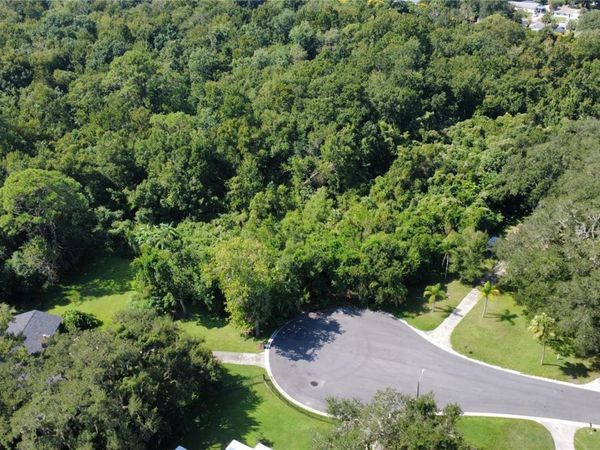 2016 GRANDVIEW AVENUE N, SANFORD, FL 32771