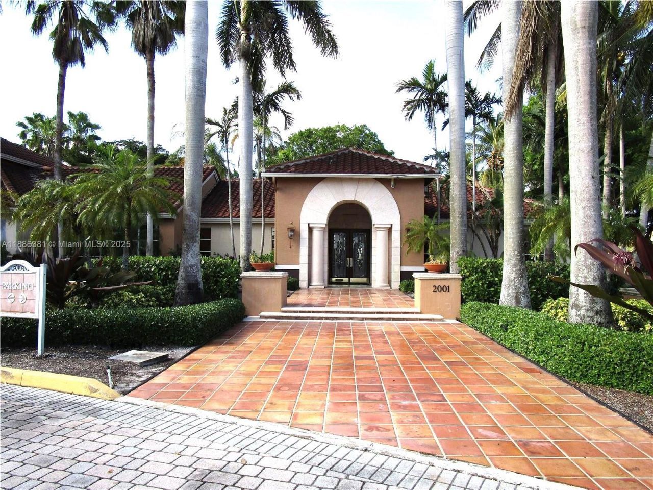 2113 Renaissance Blvd, Unit 305, Miramar, FL 33025 Photo