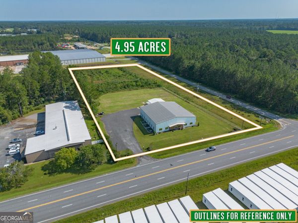 1813 W 12th Street, Alma, GA 31510