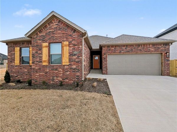 6807 SW Basswood Avenue, Bentonville, AR 72712