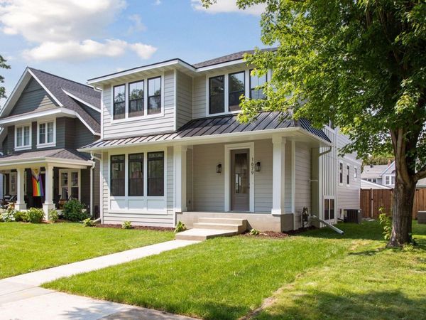 8 Dorset Road, Mendota Heights, MN 55118